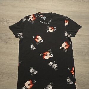 Hollister Black Floral Short Sleeve Tee
